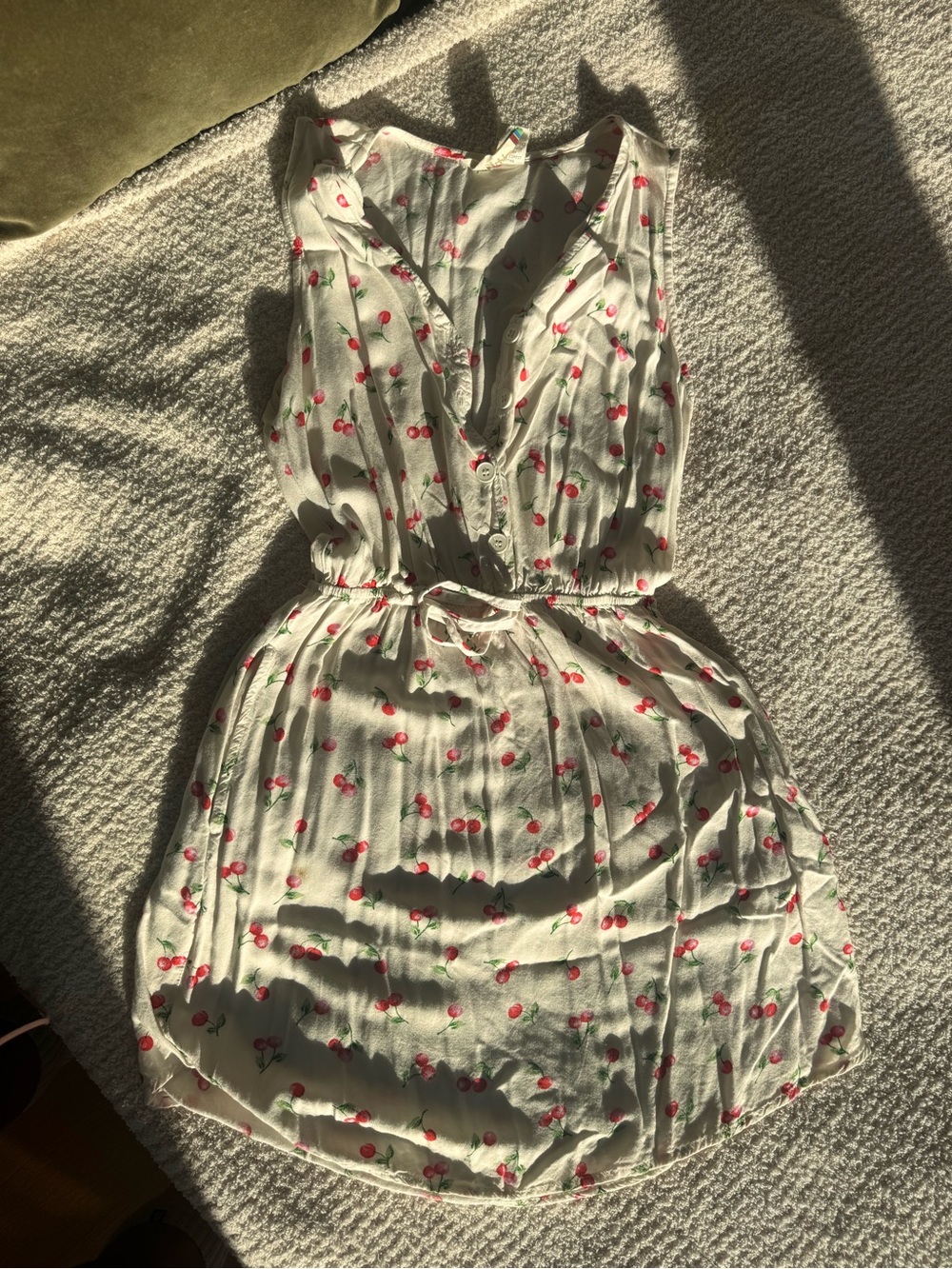 Sleeveless Cherry Print Dress white